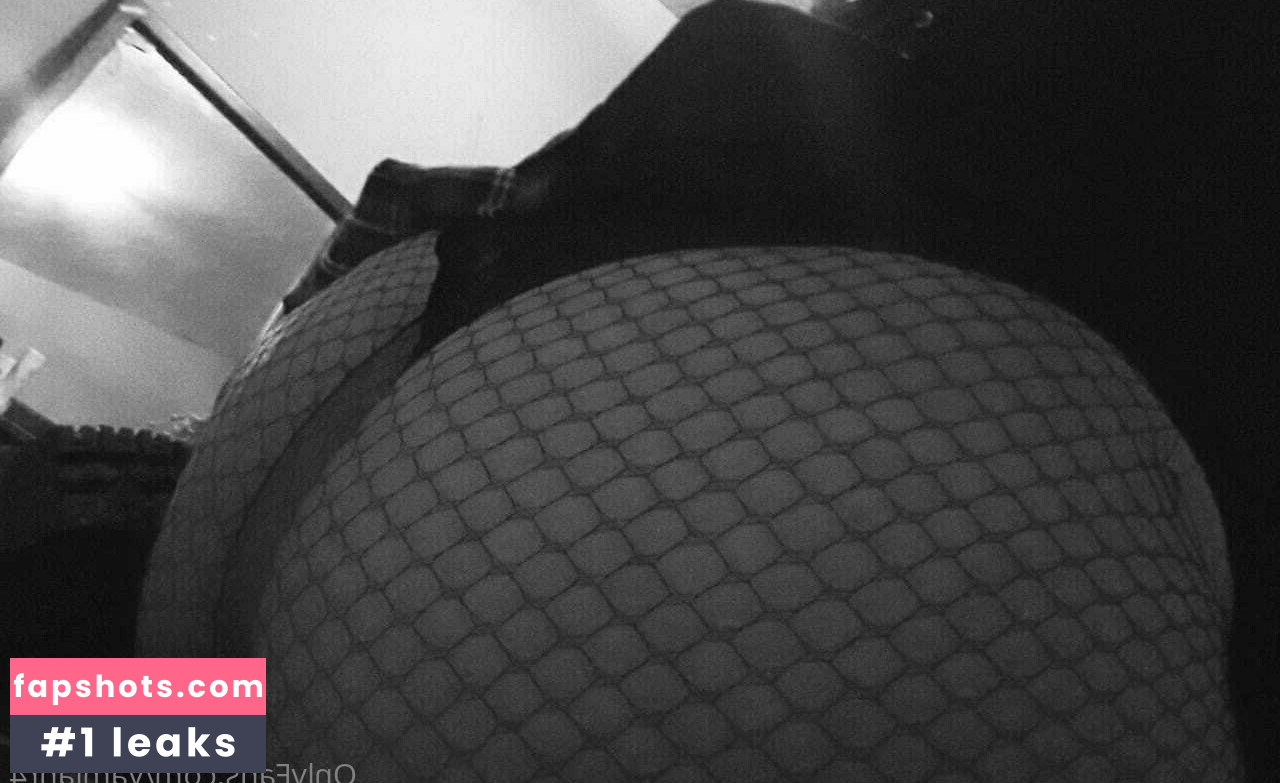 yamiahr4 gallery photo #30