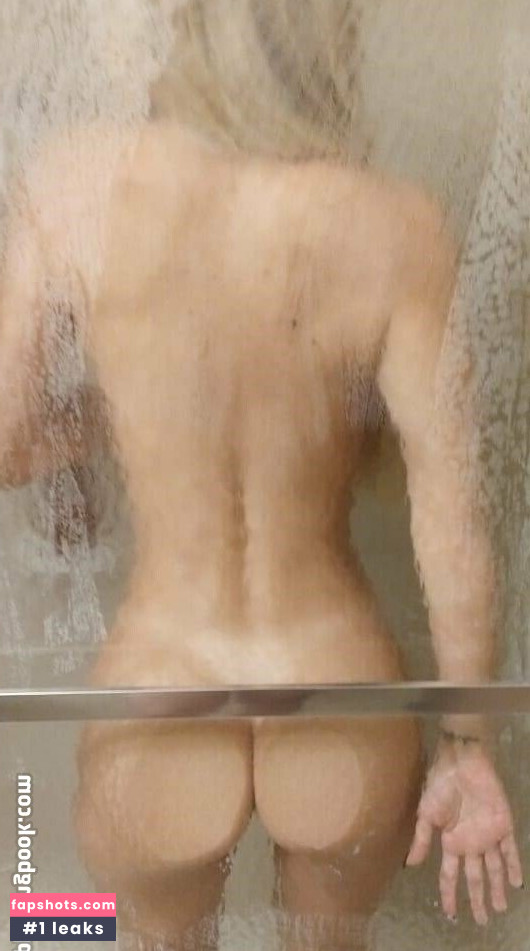 yamilove nude babe gallery