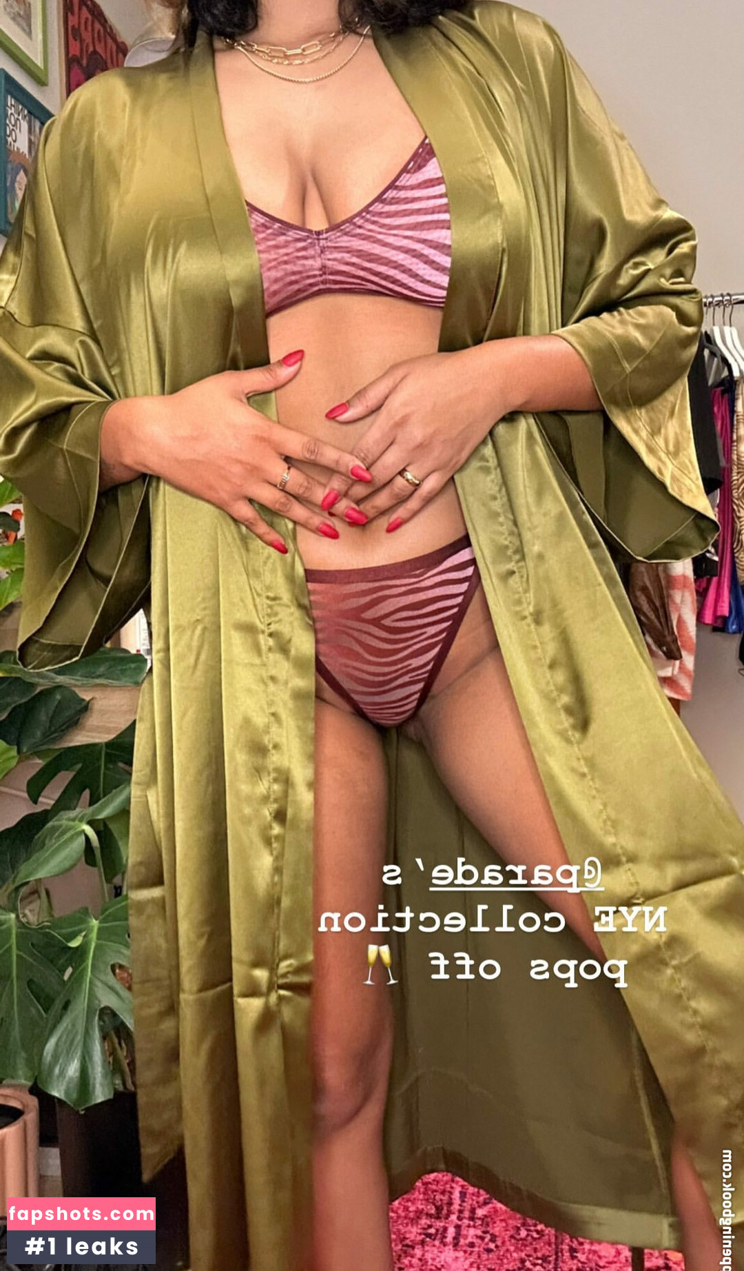 Yamini Nambimadom gallery photo #15