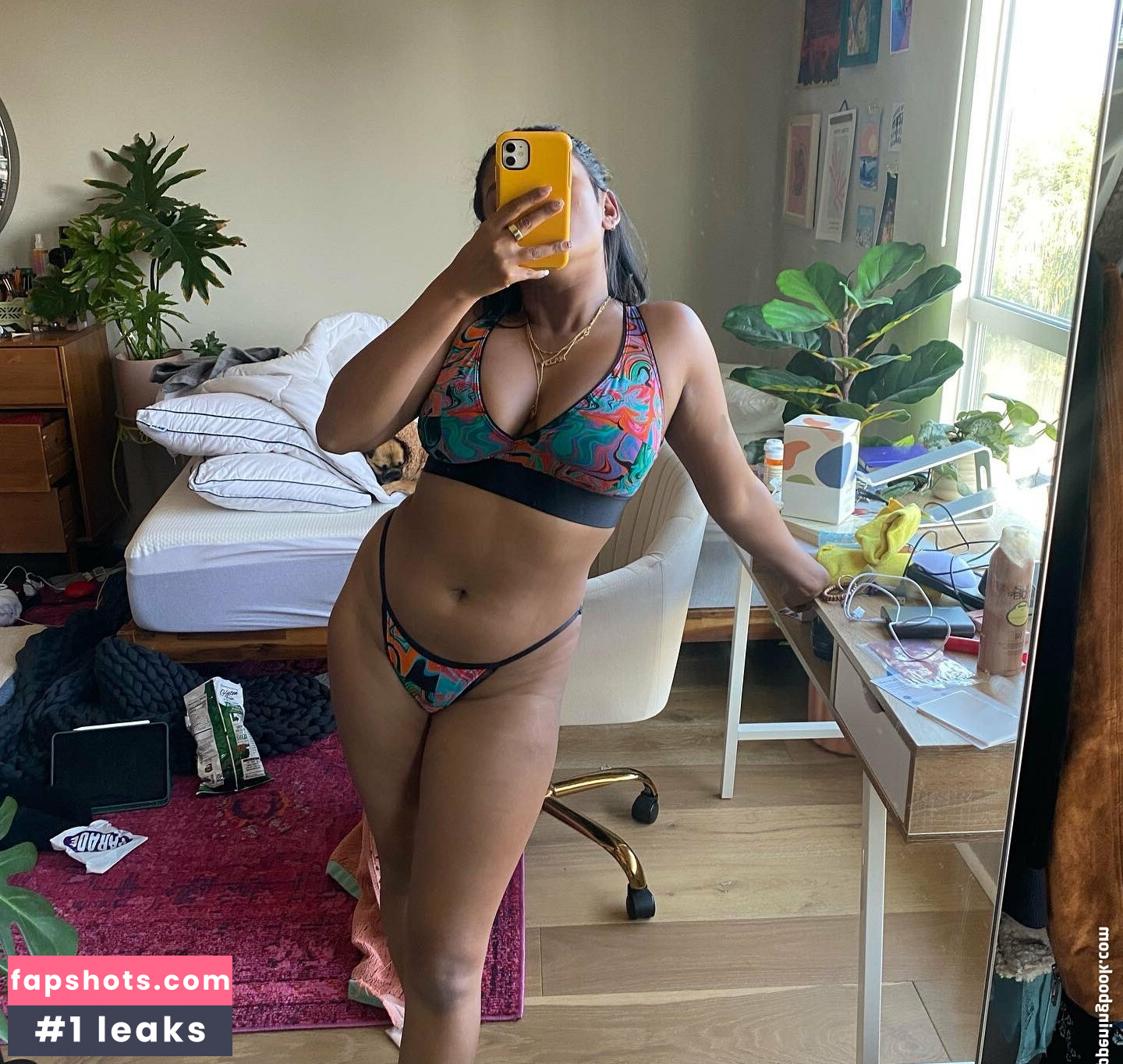 Yamini Nambimadom gallery photo #16