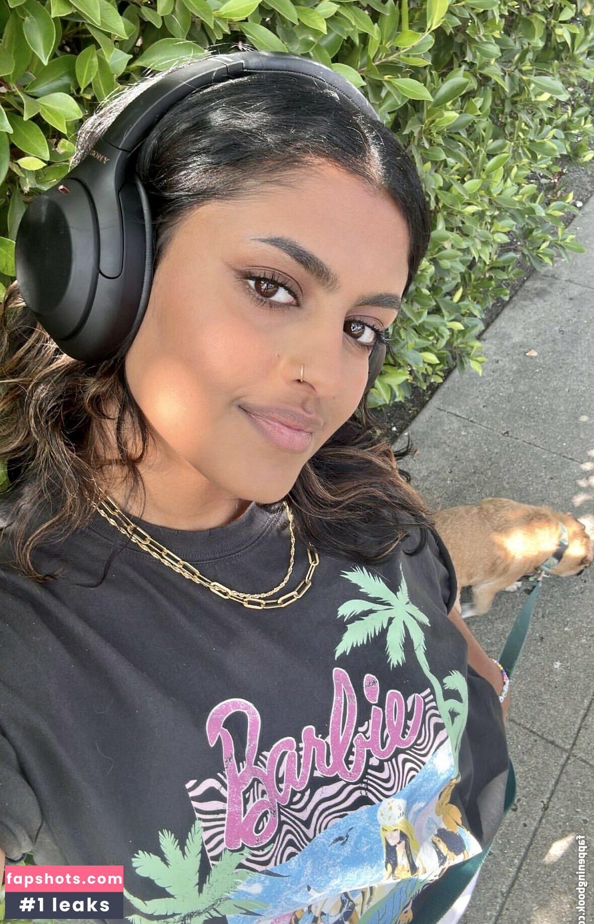 Yamini Nambimadom gallery photo #4