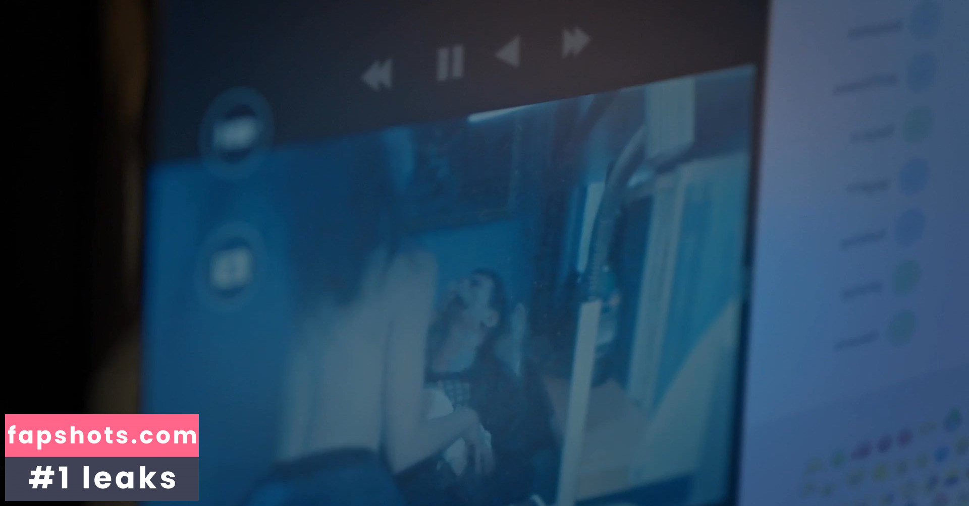 Yana Enzhaeva gallery photo #11