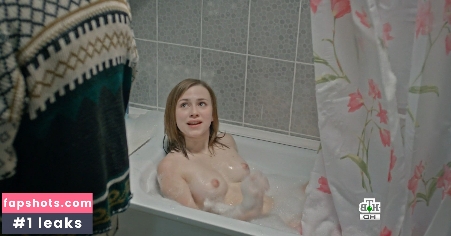 Yana Enzhaeva gallery photo #7