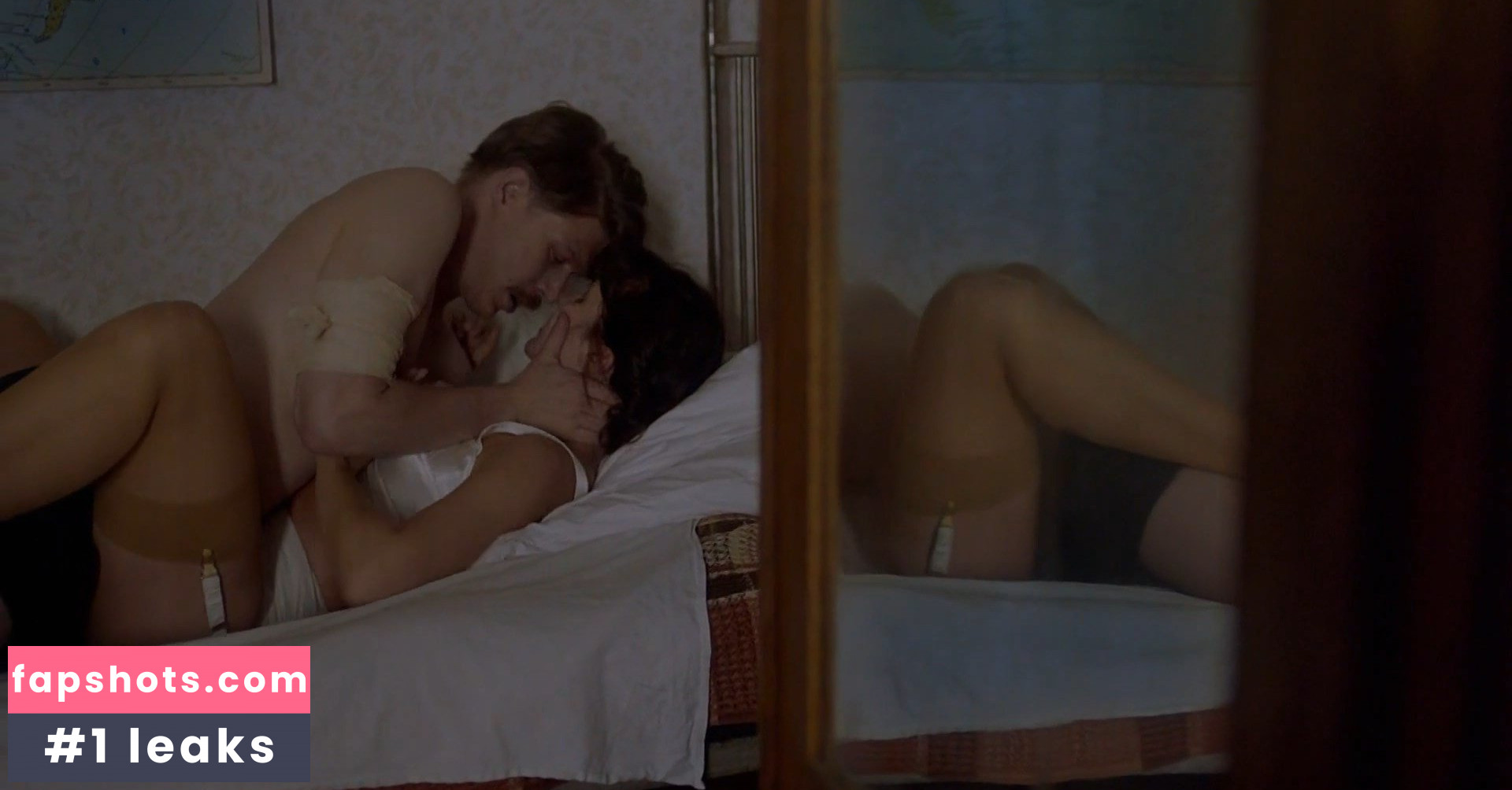 Yana Gladkih Nude Leaks OnlyFans Photos #5 - LeakJerk