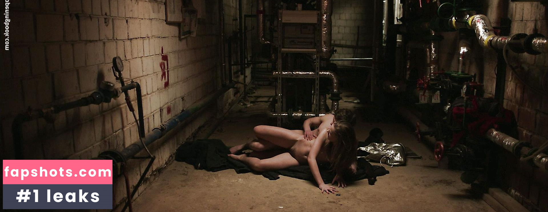 Yana Novikova gallery photo #7