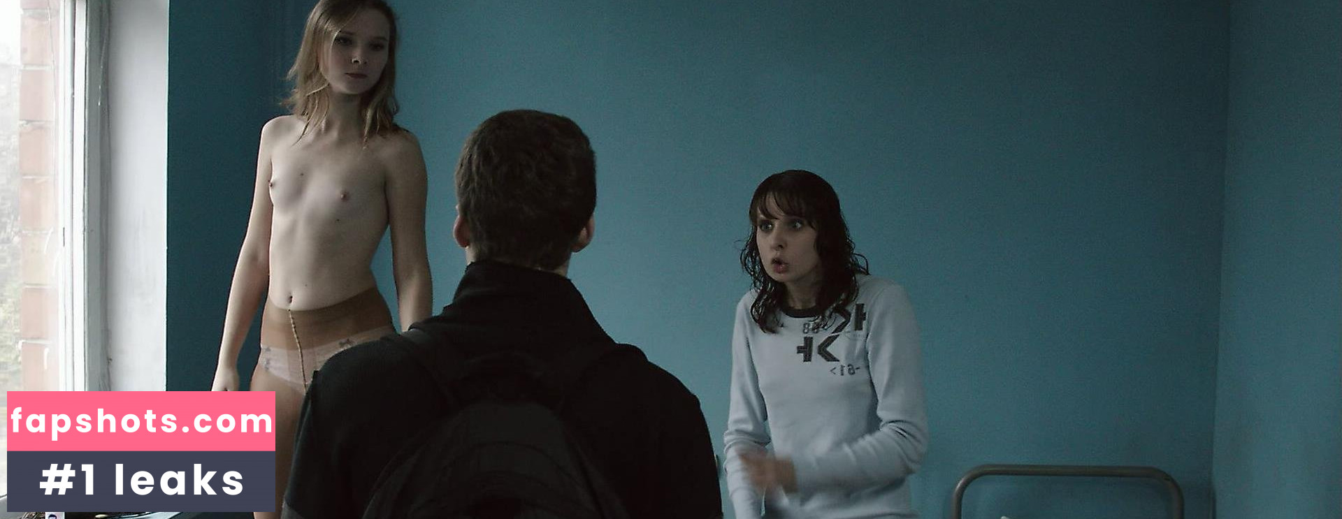 Yana Novikova gallery photo #8