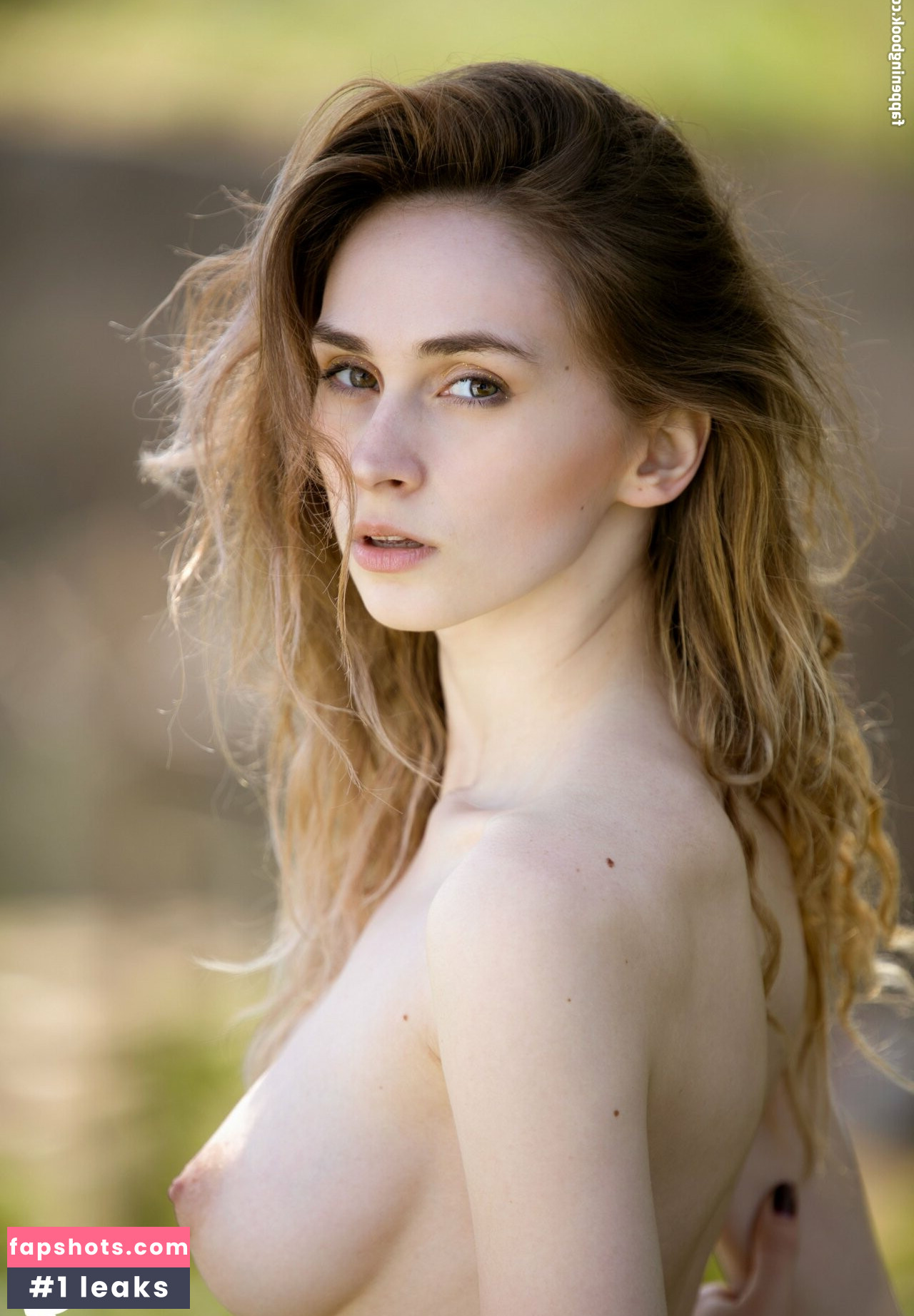 Yana West gallery photo #101