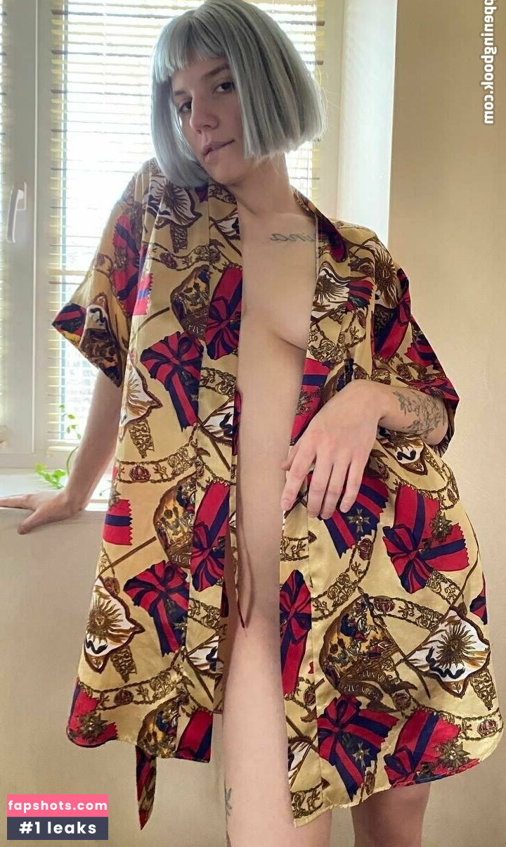 yanaperfect gallery photo #7