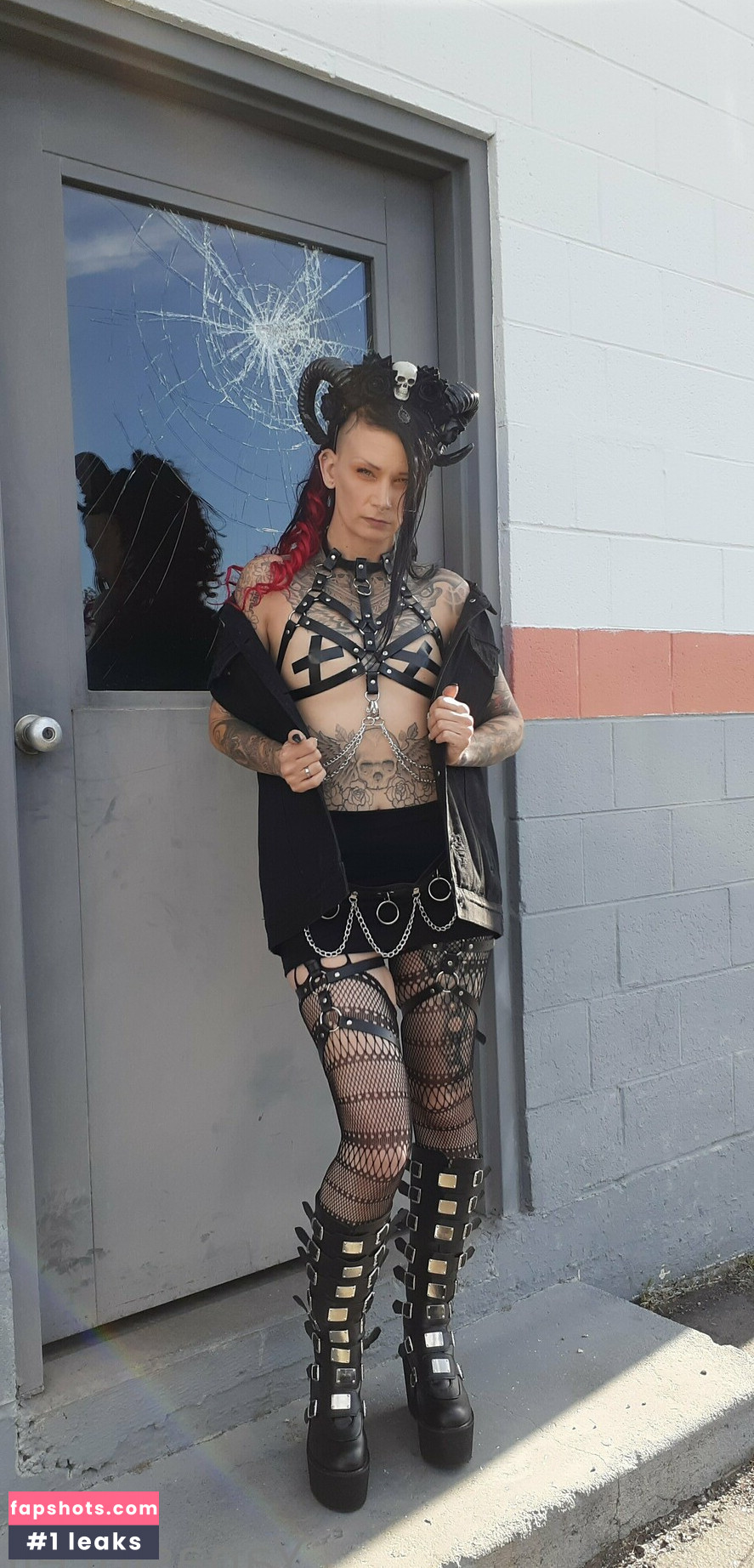 yanasincell666 nude babe gallery