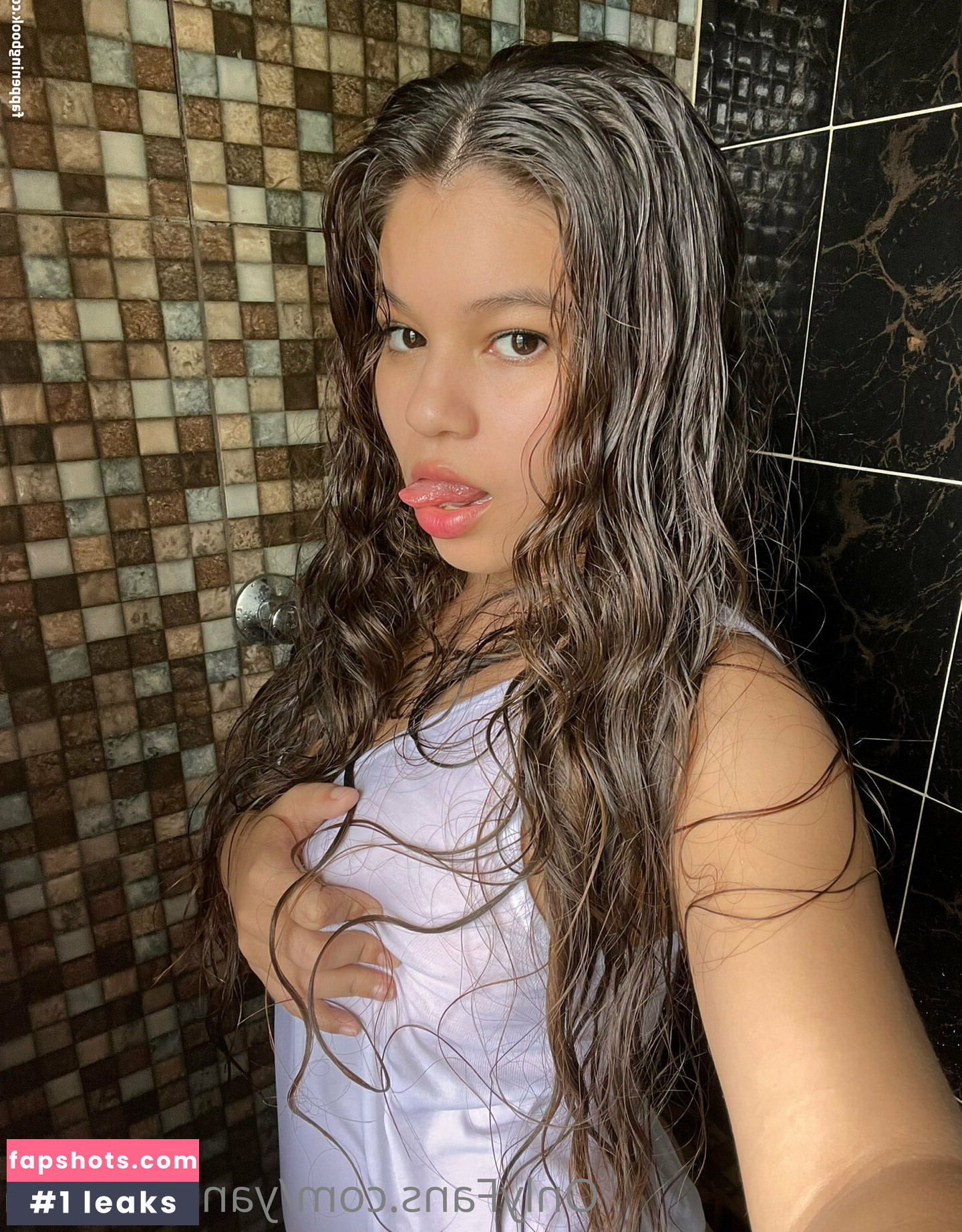 yanethmarin Nude Leaks OnlyFans Photos #11 - Fapshots