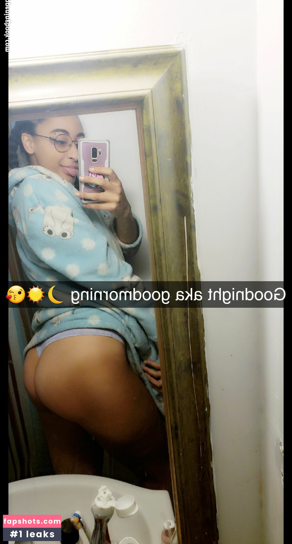 yannababe29 nude babe gallery