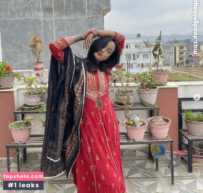 _yanzee gallery photo #3