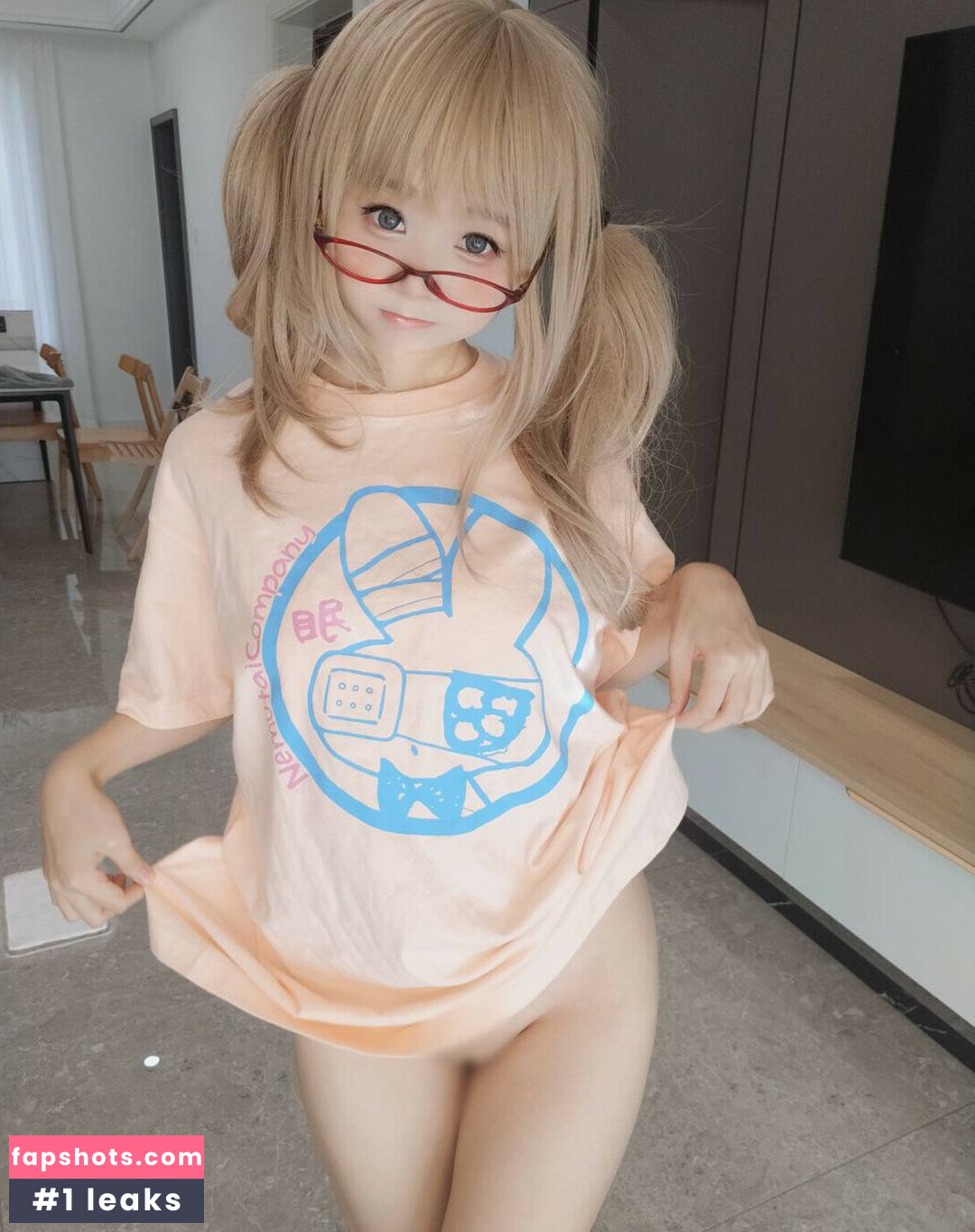 YaoYaoQwQ gallery photo #2