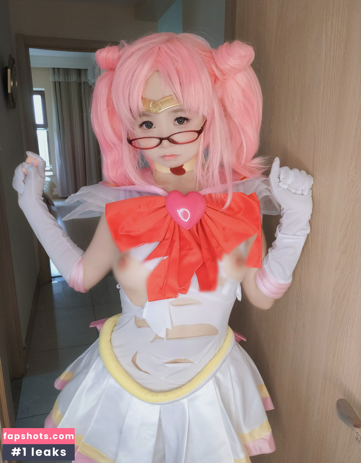 YaoYaoQwQ gallery photo #25