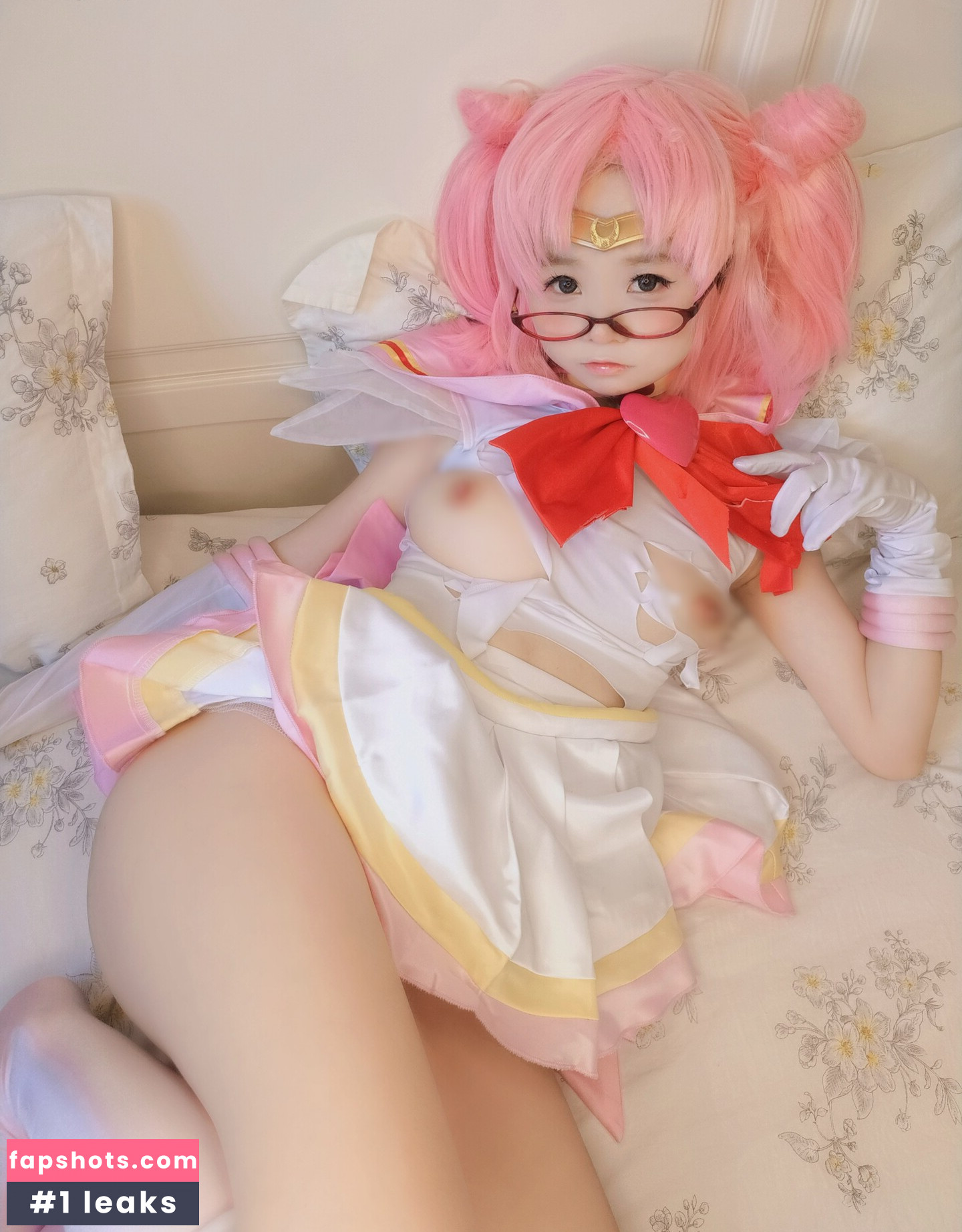 YaoYaoQwQ gallery photo #29