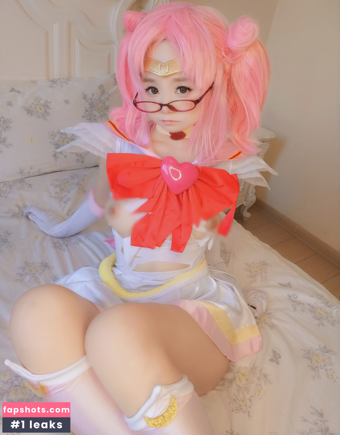 YaoYaoQwQ gallery photo #30