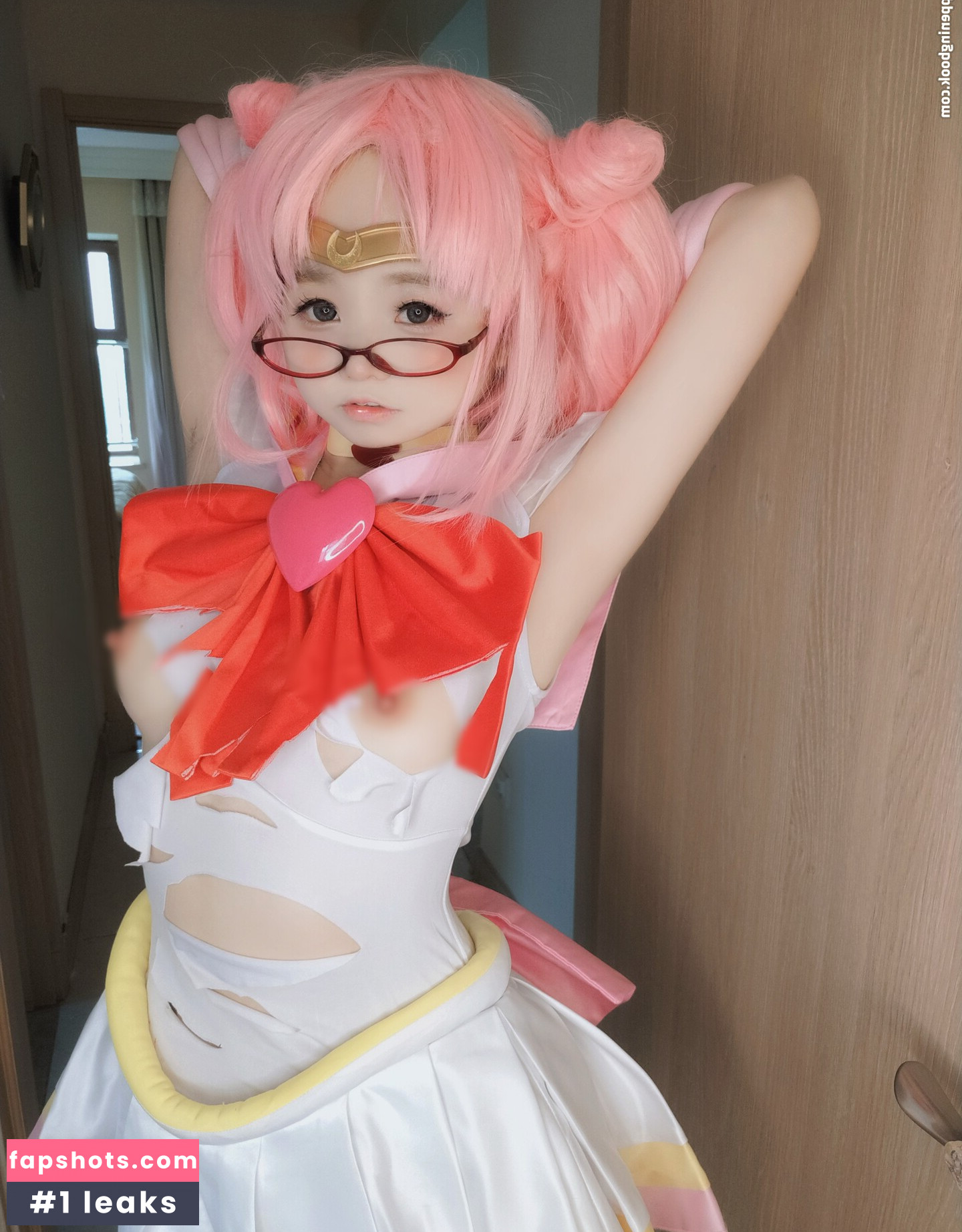 YaoYaoQwQ gallery photo #34