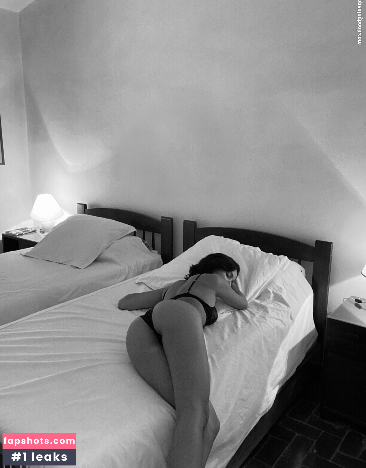 yas_diaz19 gallery photo #5