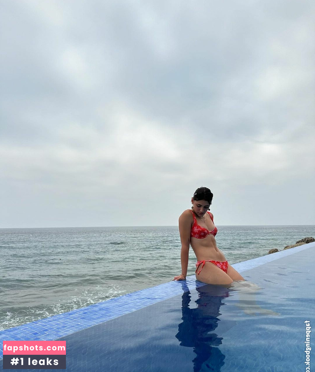 Yasmeen Fletcher gallery photo #2