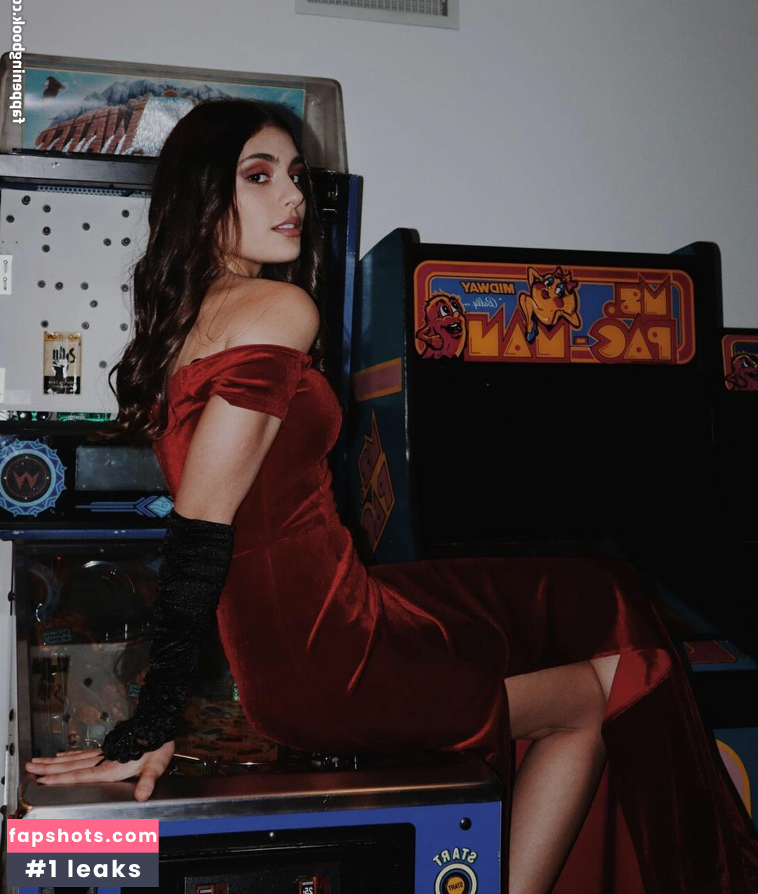 Yasmeen Fletcher gallery photo #31