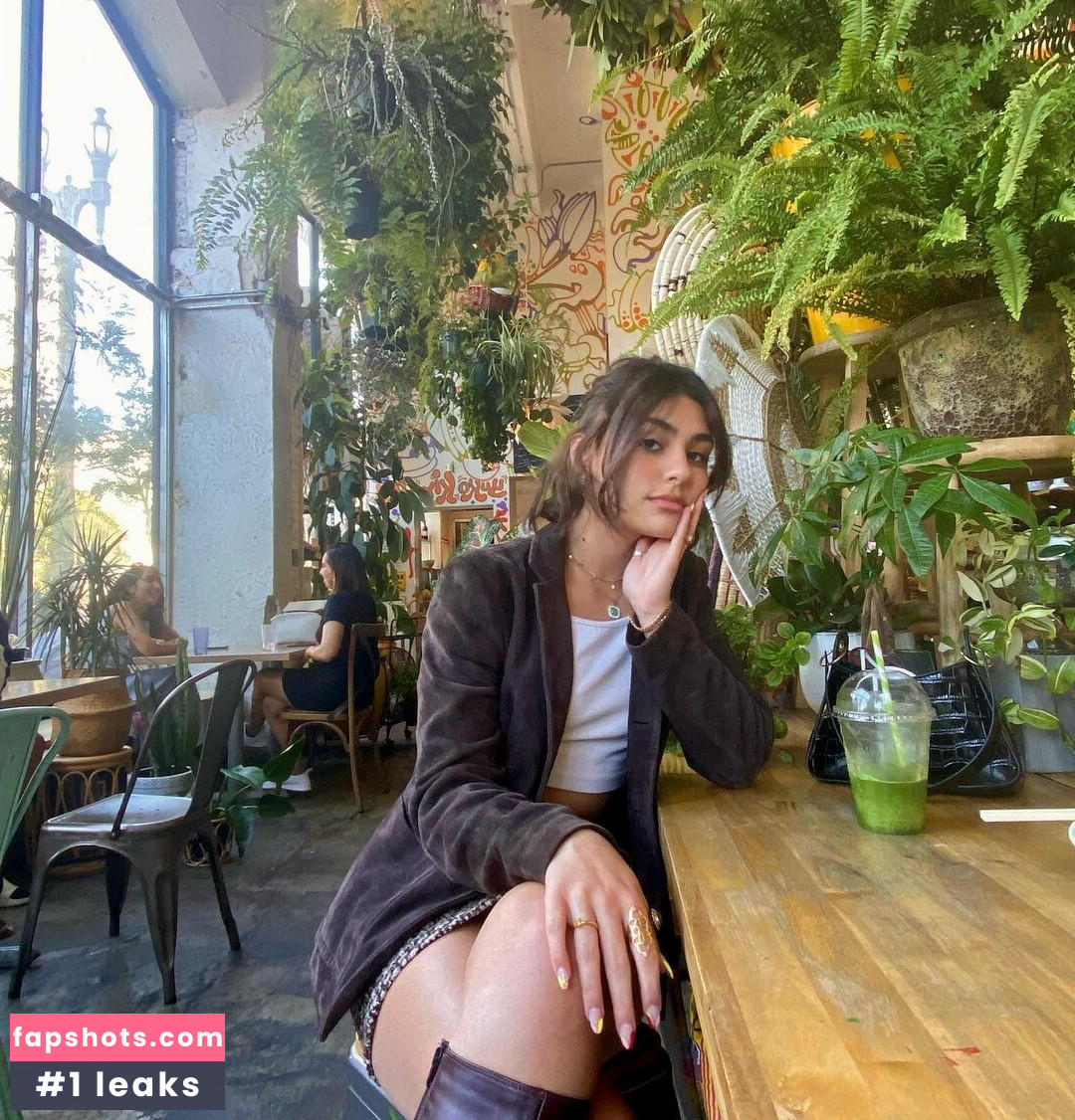 Yasmeen Fletcher gallery photo #44