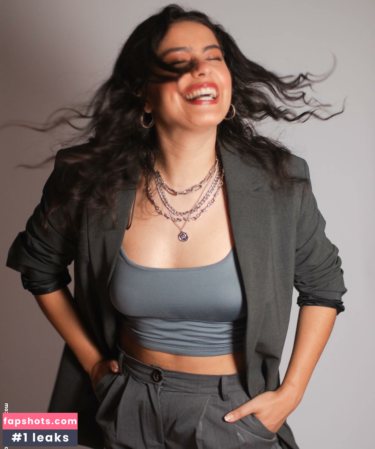 Yasmin Ali Yassine gallery photo #41