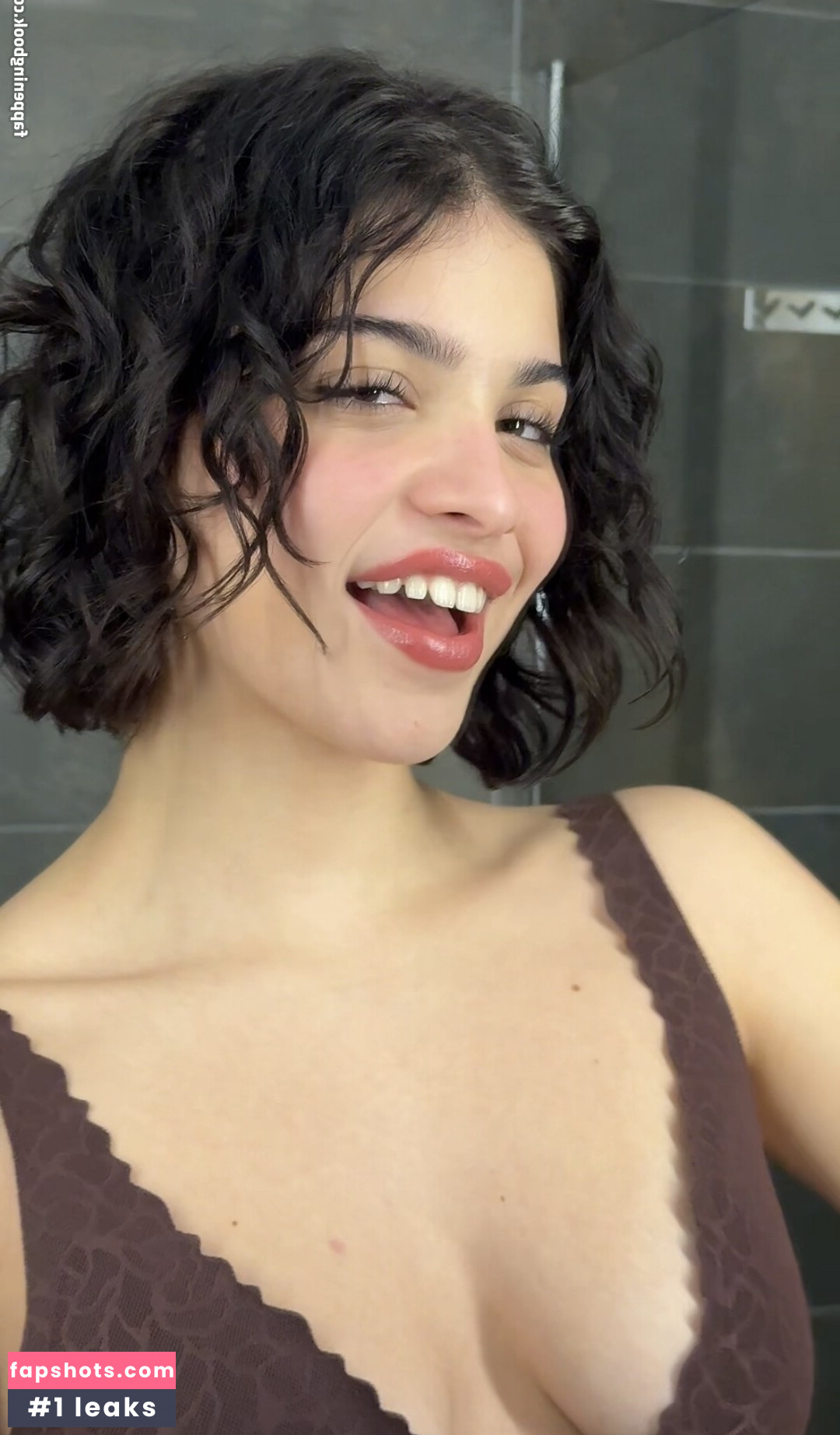 Yasmin Bal Filtración Desnuda OnlyFans Foto #5 - Fapshots