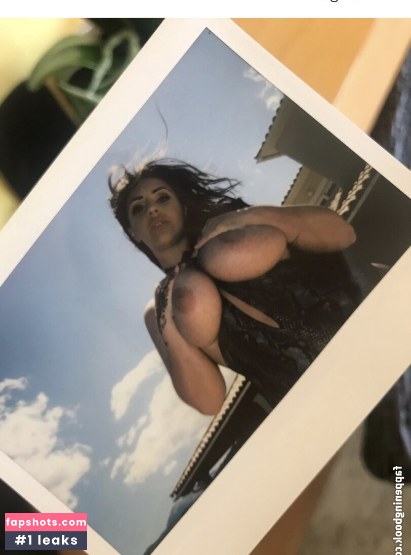 Yasmin Disney gallery photo #23