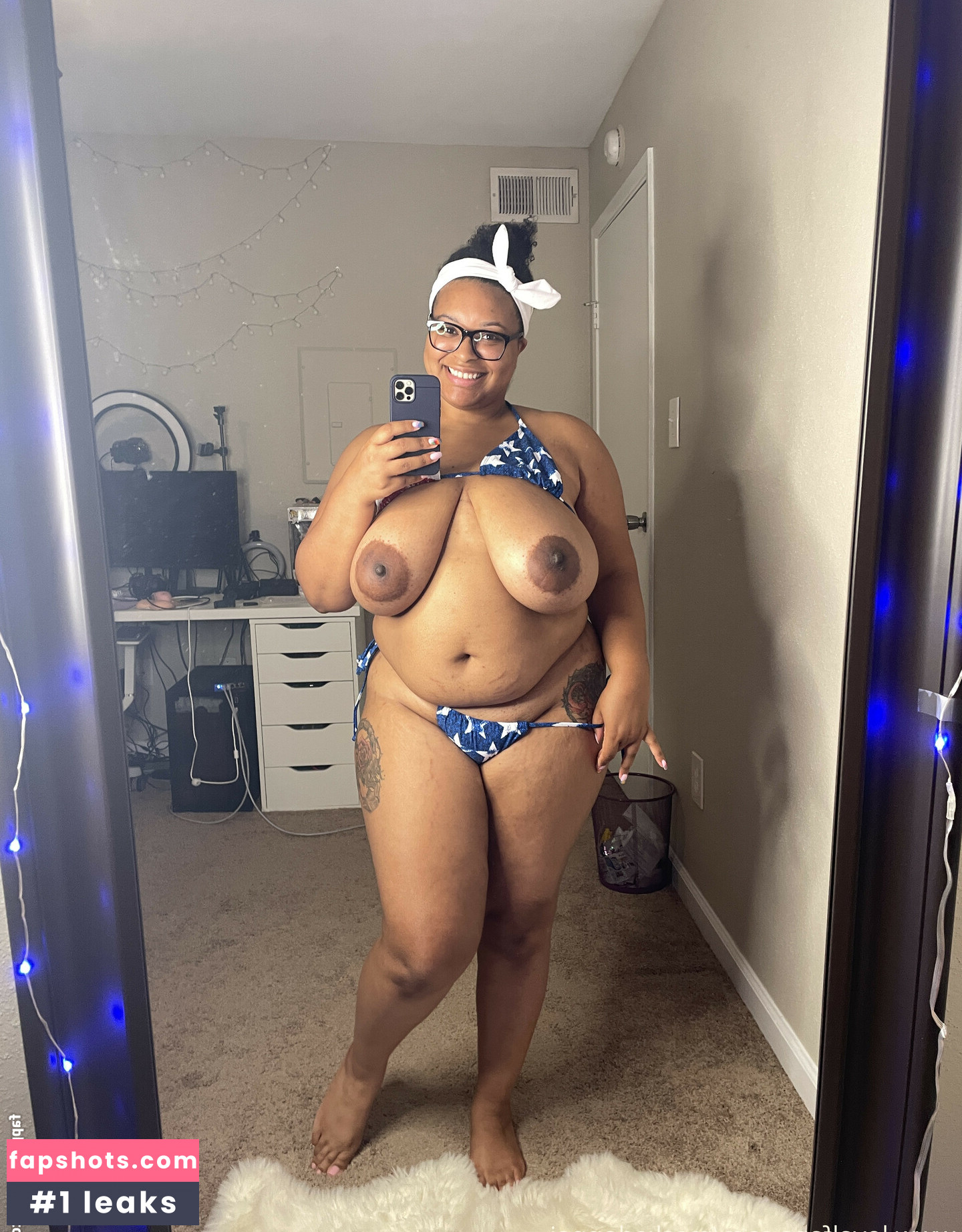 Yasmin_irl gallery photo #41