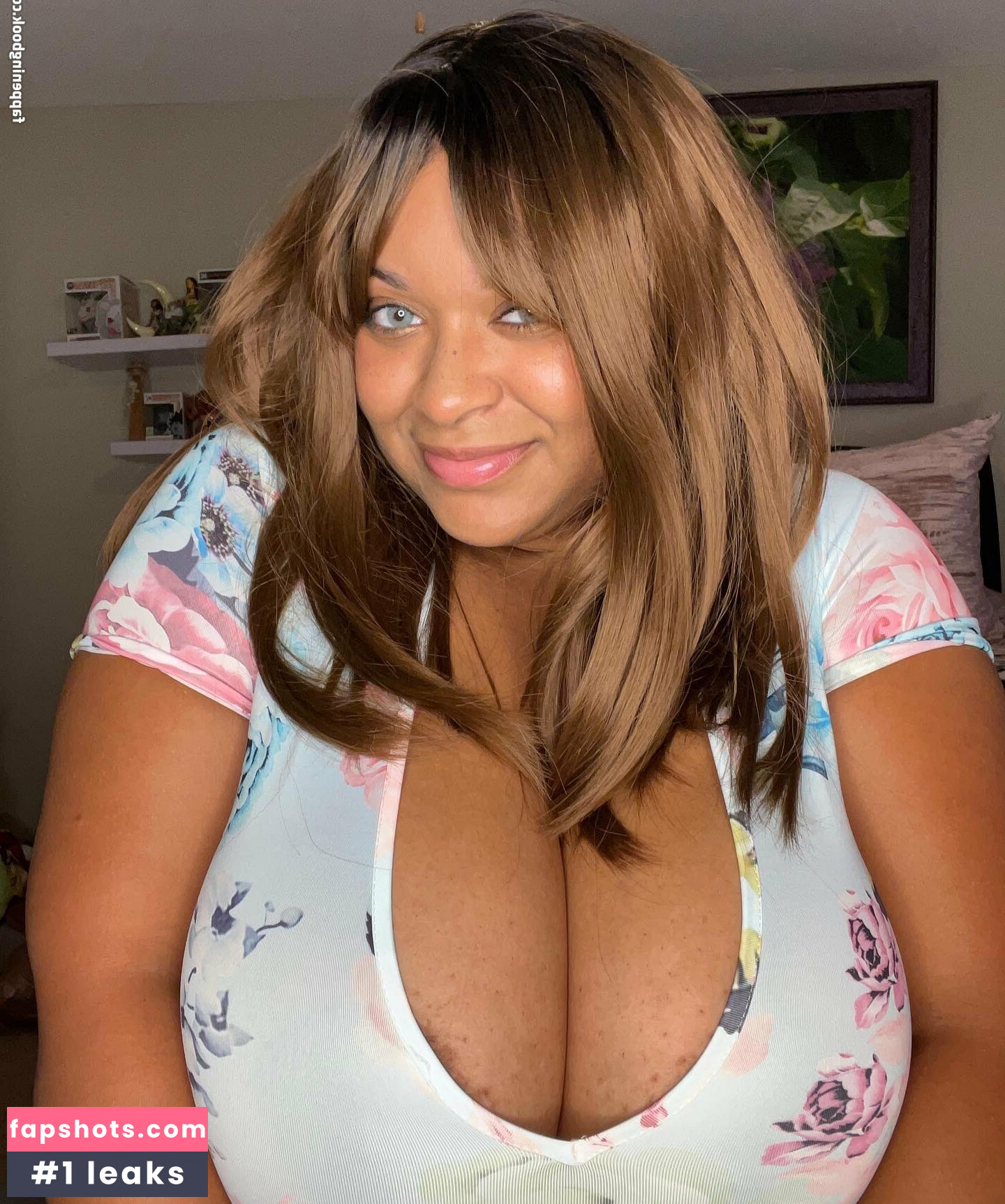 Yasmin_irl gallery photo #47