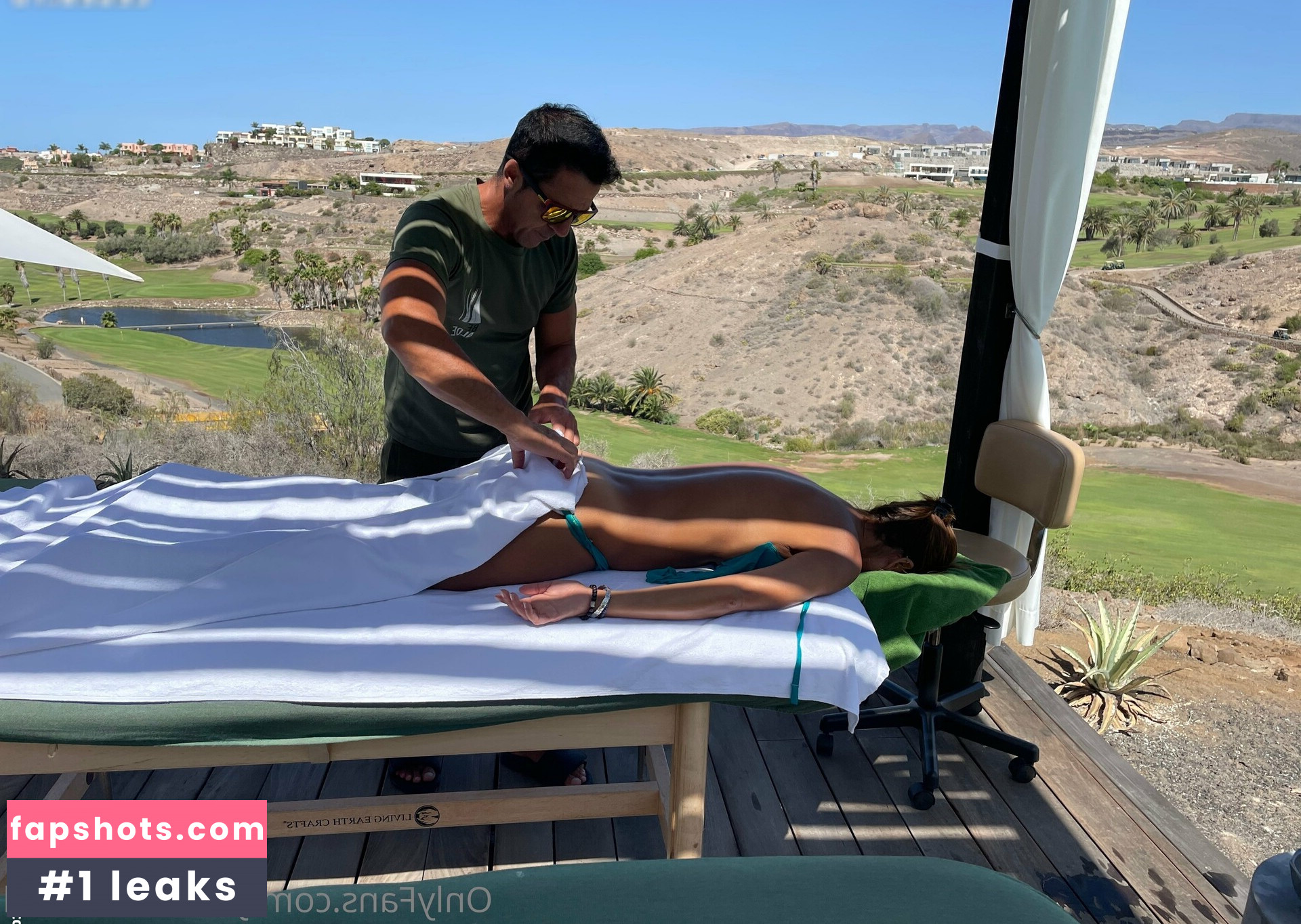 Yasmine Lafitte gallery photo #3