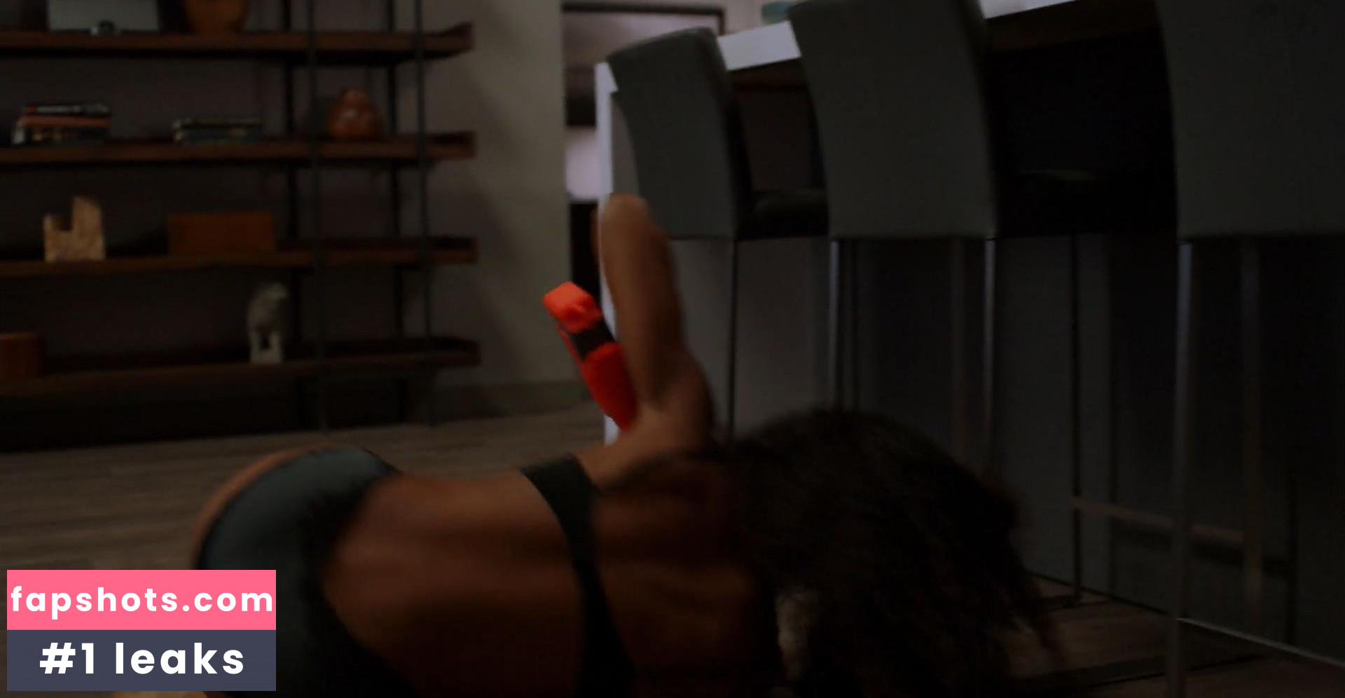 Yaya DaCosta gallery photo #16