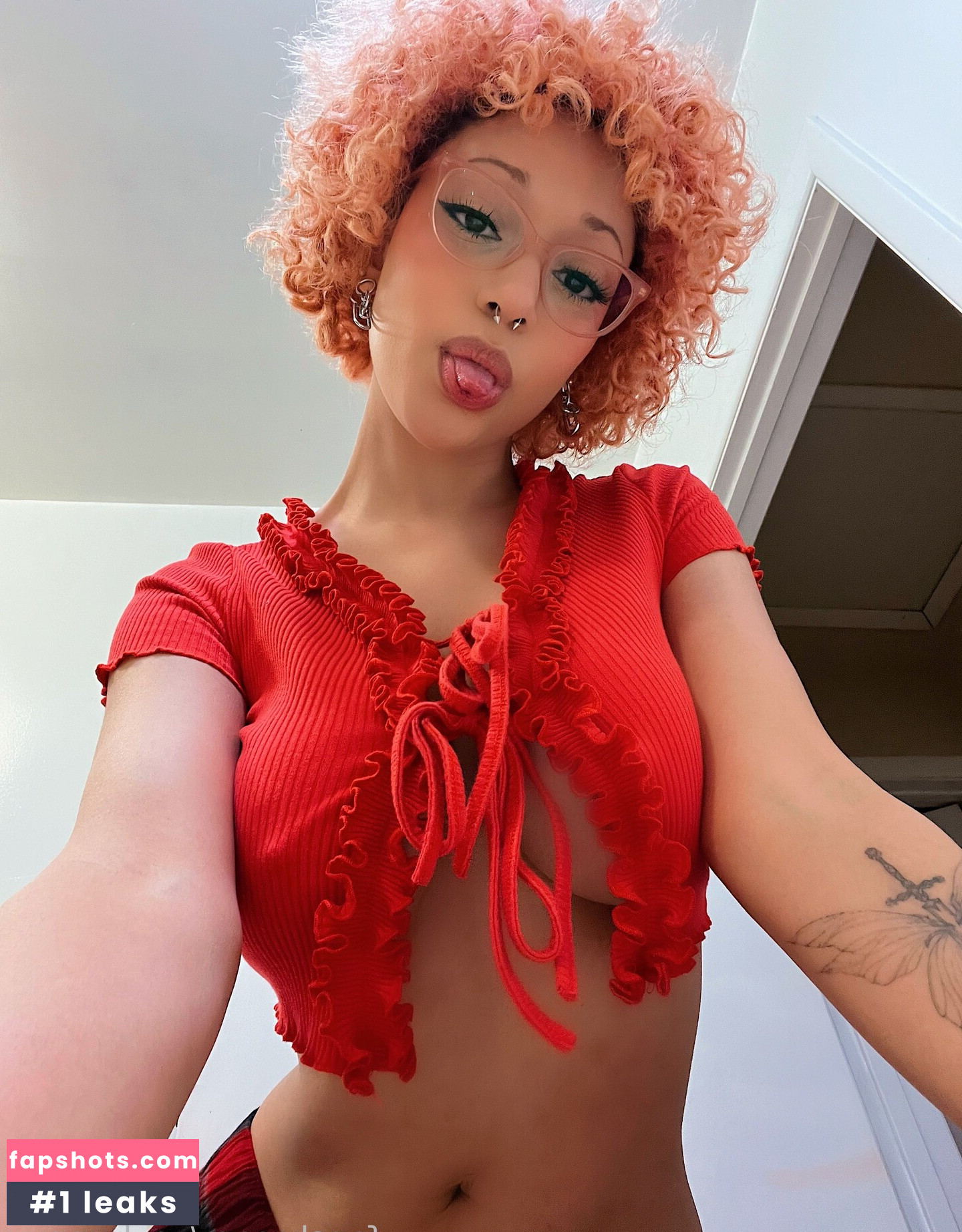 Yazbunny gallery photo #3