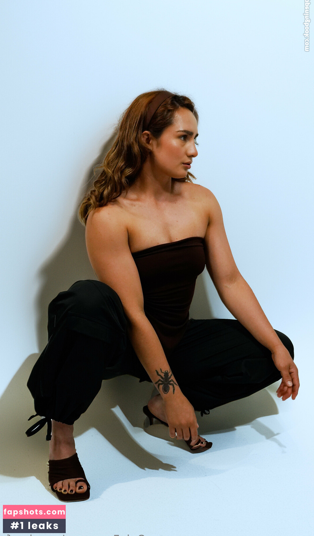 yazmin.ufc Nude Leaks OnlyFans Photos #13 - LeakJerk