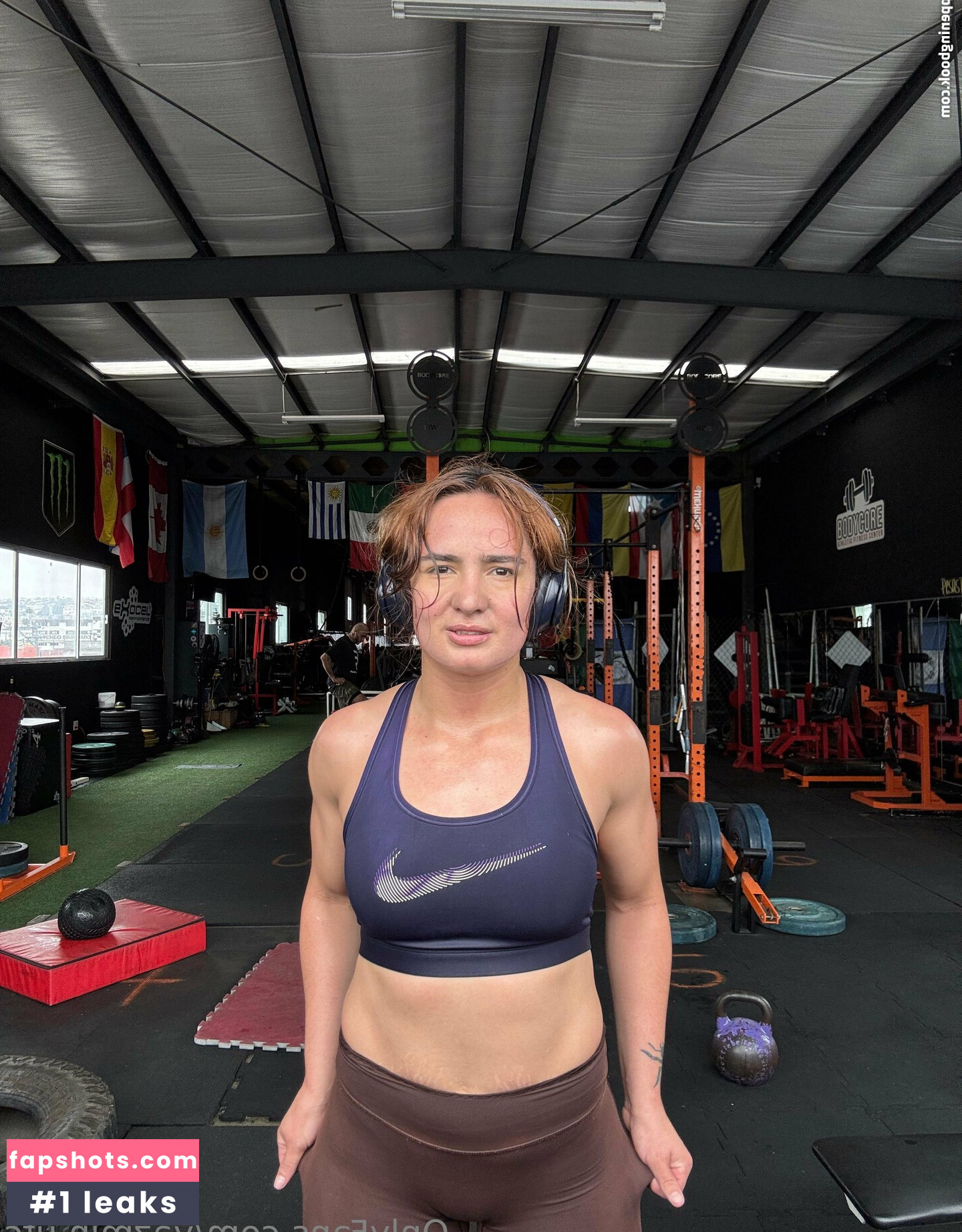 yazmin.ufc Nude Leaks OnlyFans Photos #4 - LeakJerk