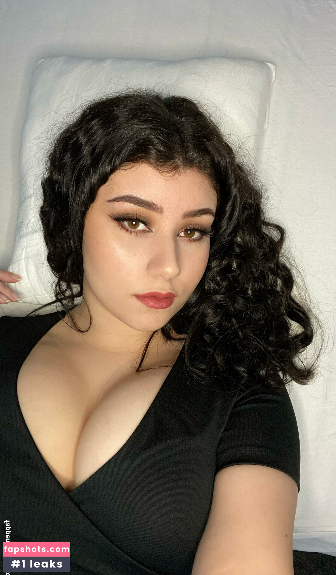 Yazzi gallery photo #4