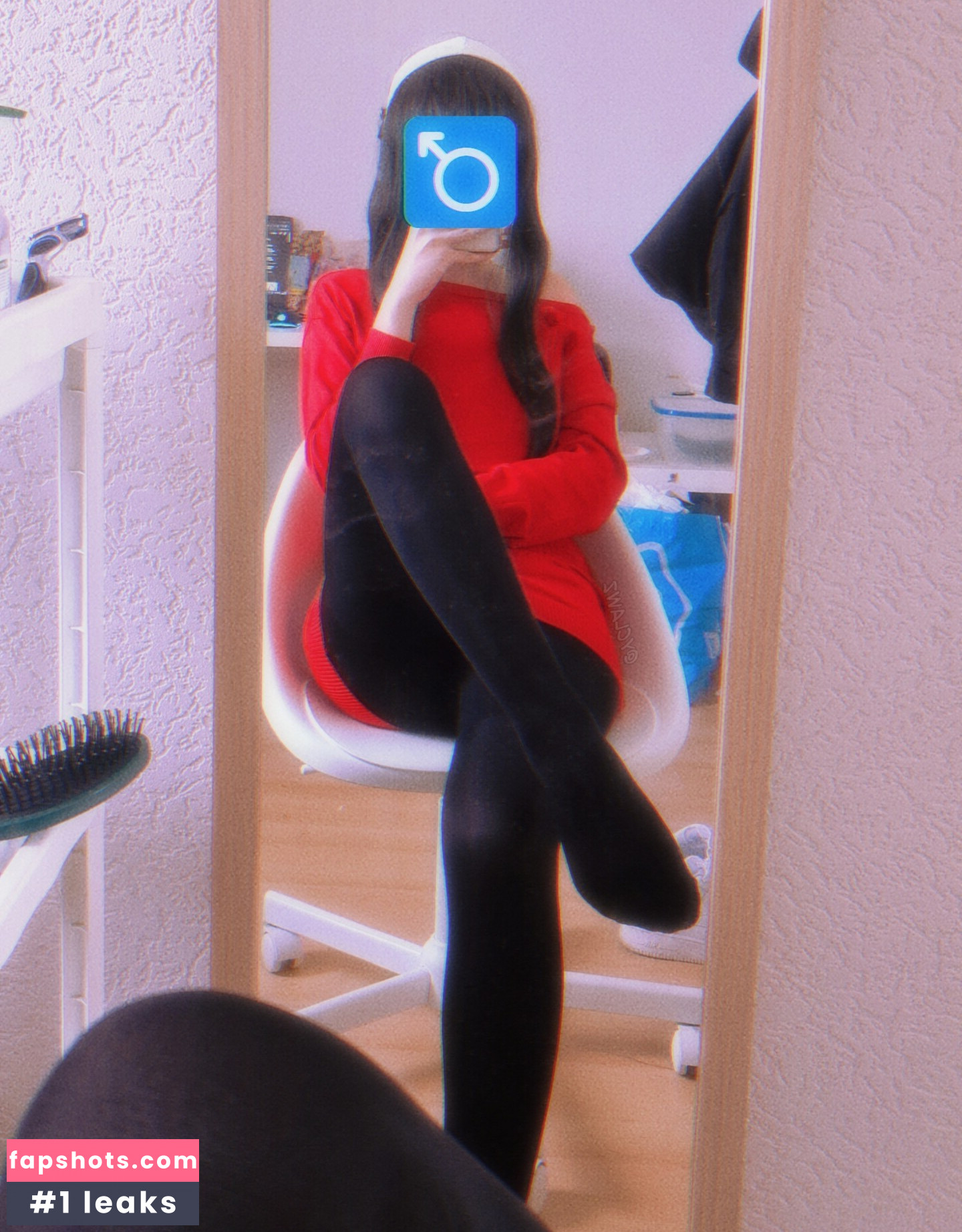 Yclawz gallery photo #16