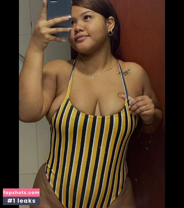 Yeniffer Berrio Filtración Desnuda OnlyFans Foto #15 - Fapshots