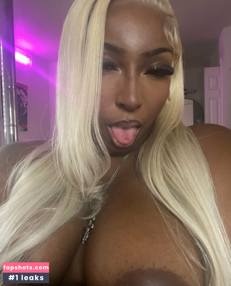 yennraye Nude Leaks OnlyFans - Fapshots