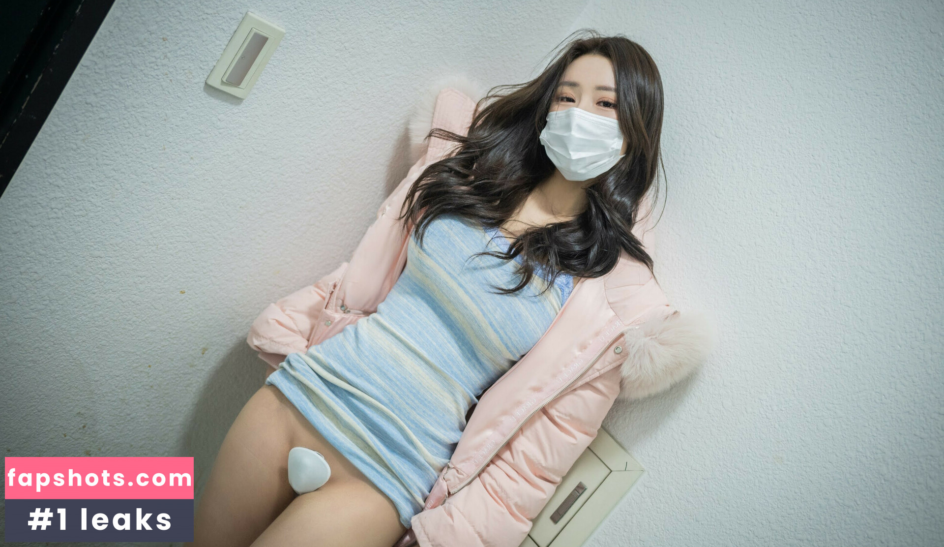 Yeon Yu gallery photo #38