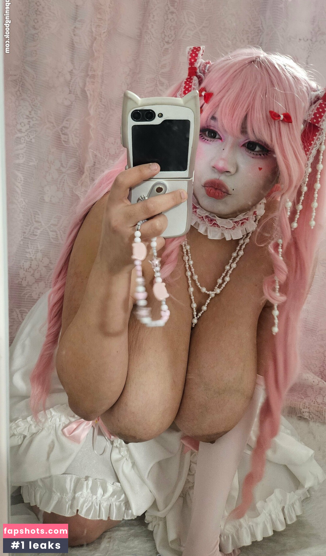 Yeonniebaby nude babe gallery