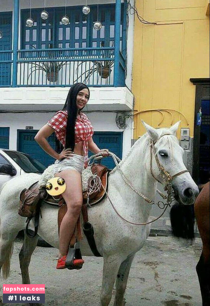 Yeraldin gallery photo #10