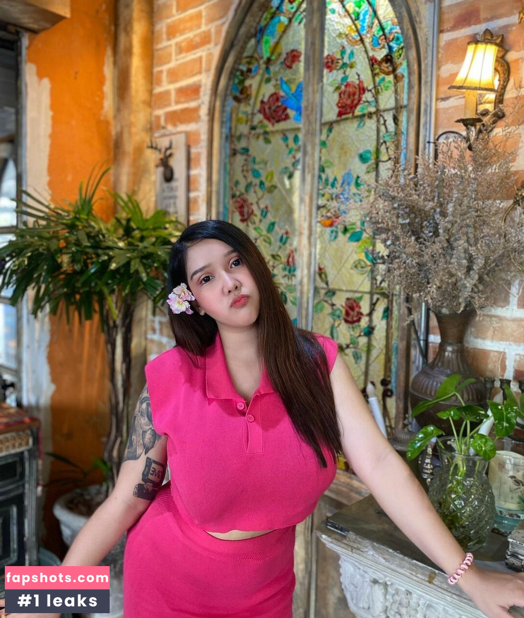 Yes Give gallery photo #30