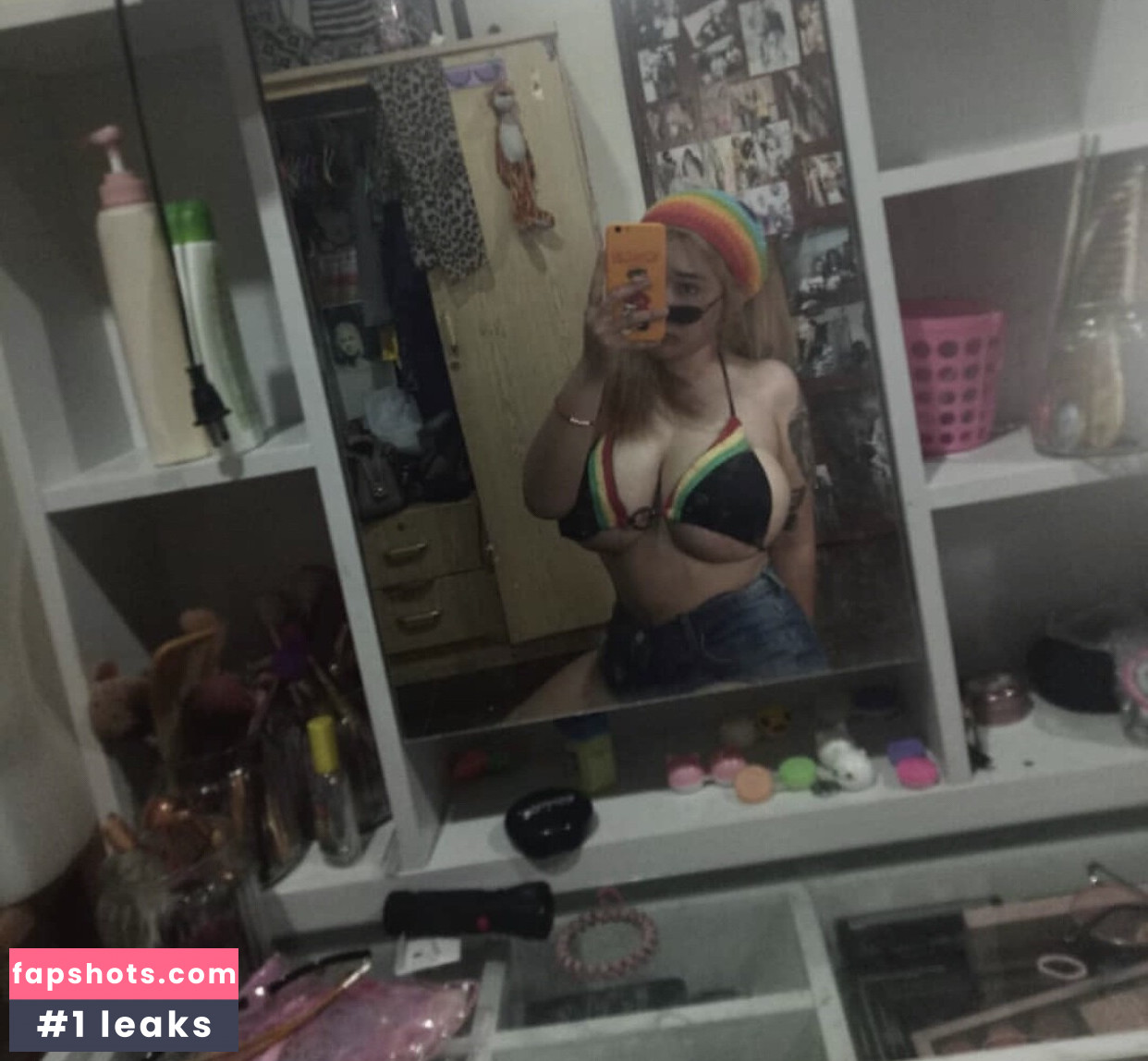 Yes Give gallery photo #35