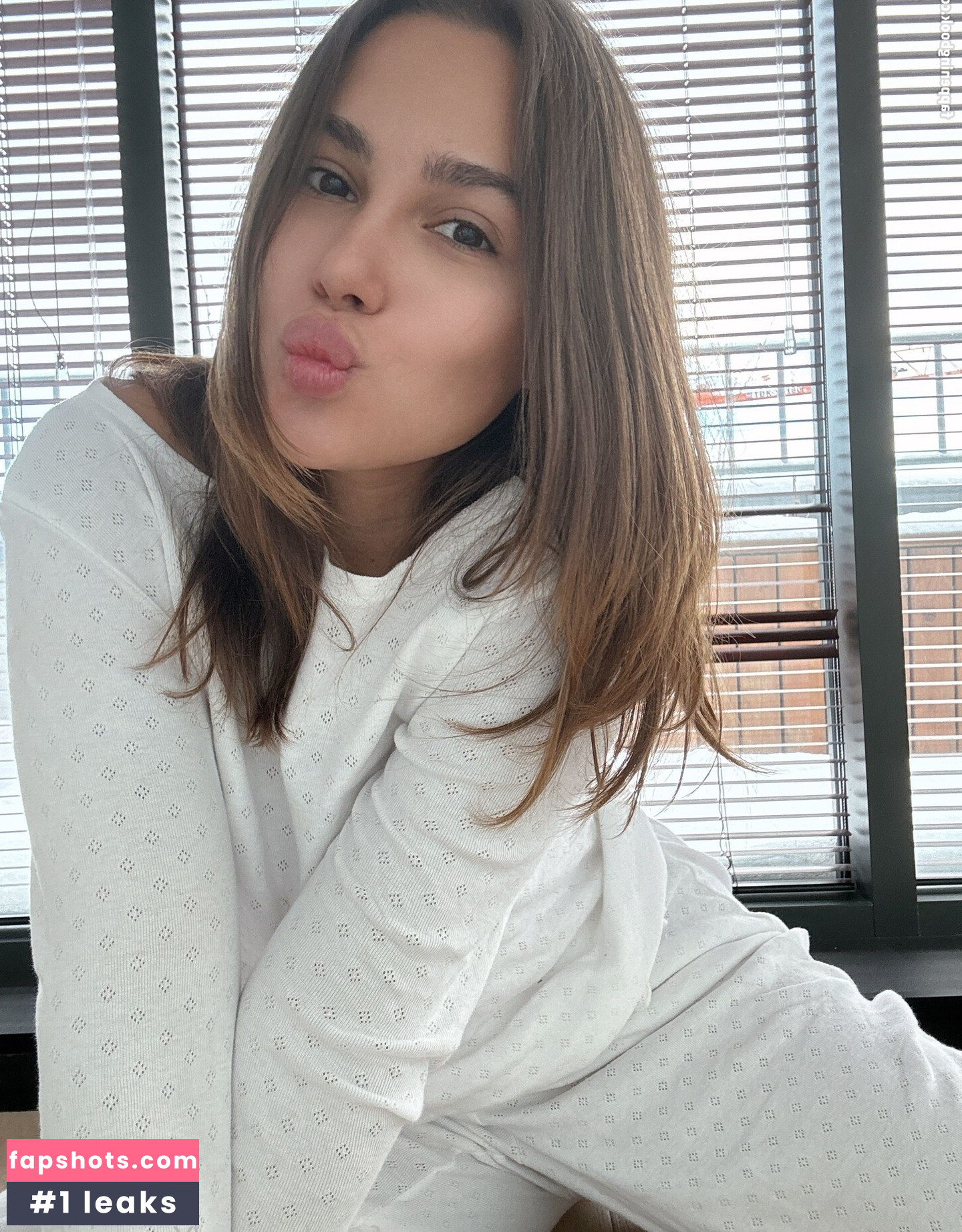 YeseniaPan Nahé úniky fotek pouze od fanoušků #26 - Fapshots