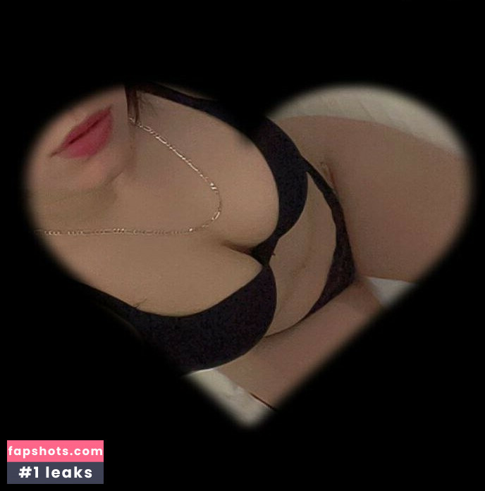 Yessica Castaneda gallery photo #13