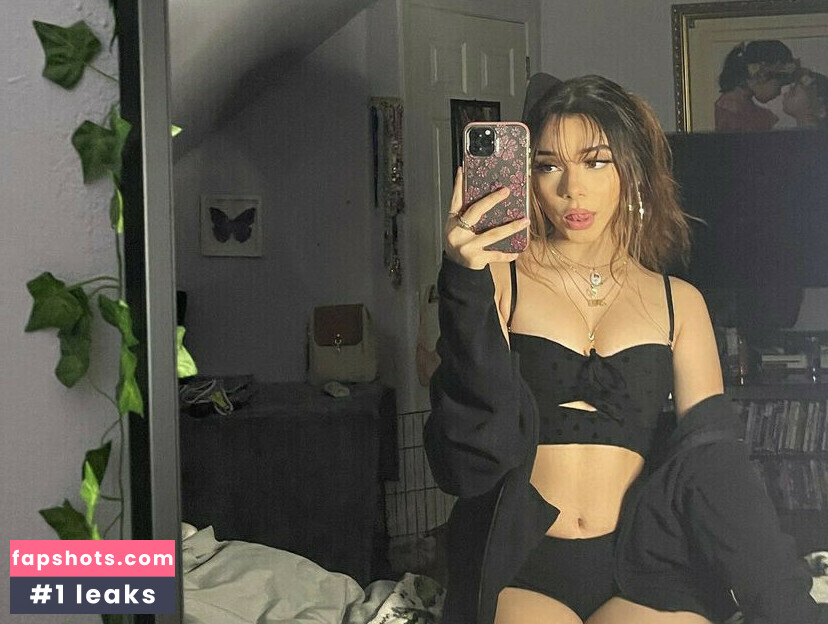 Yessseeeniiaa gallery photo #2