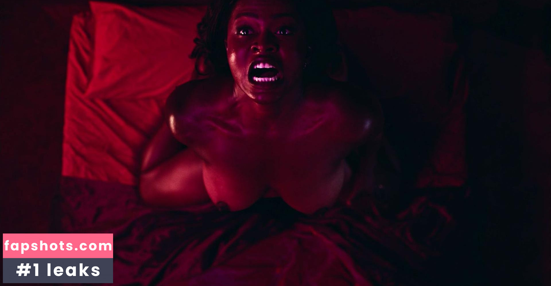 Yetide Badaki gallery photo #18