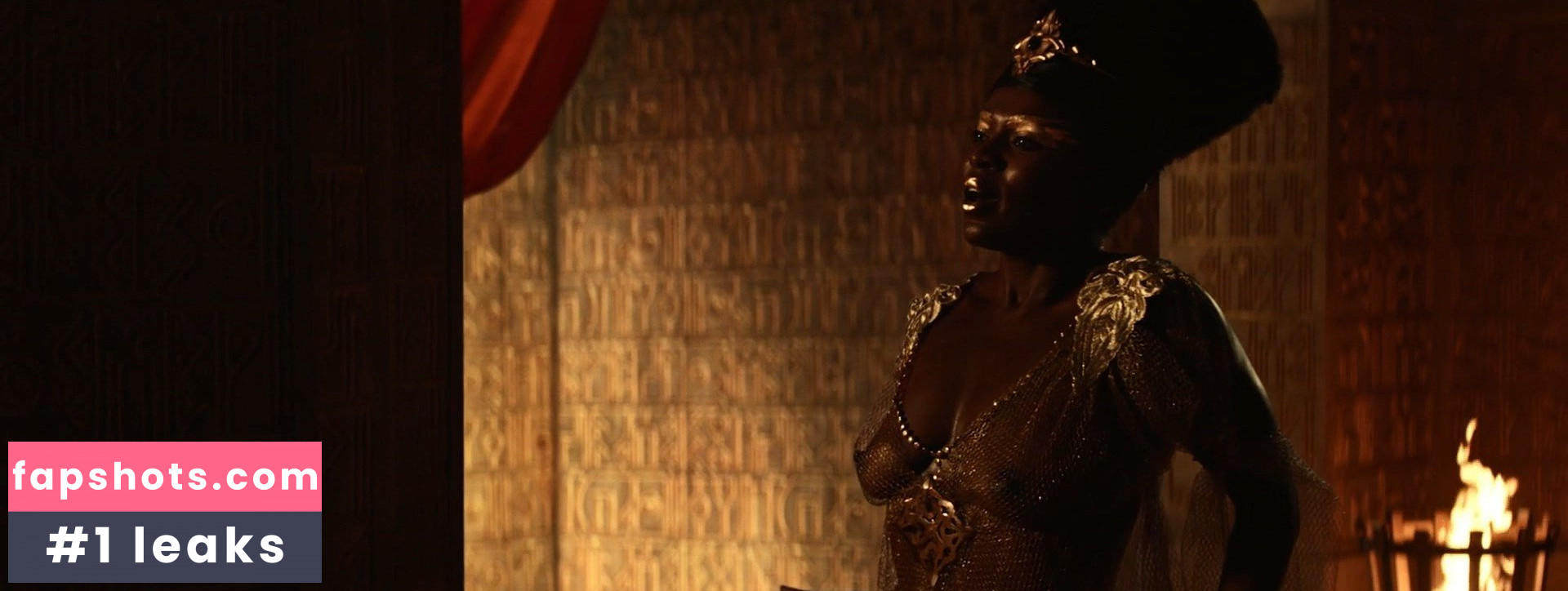 Yetide Badaki gallery photo #8