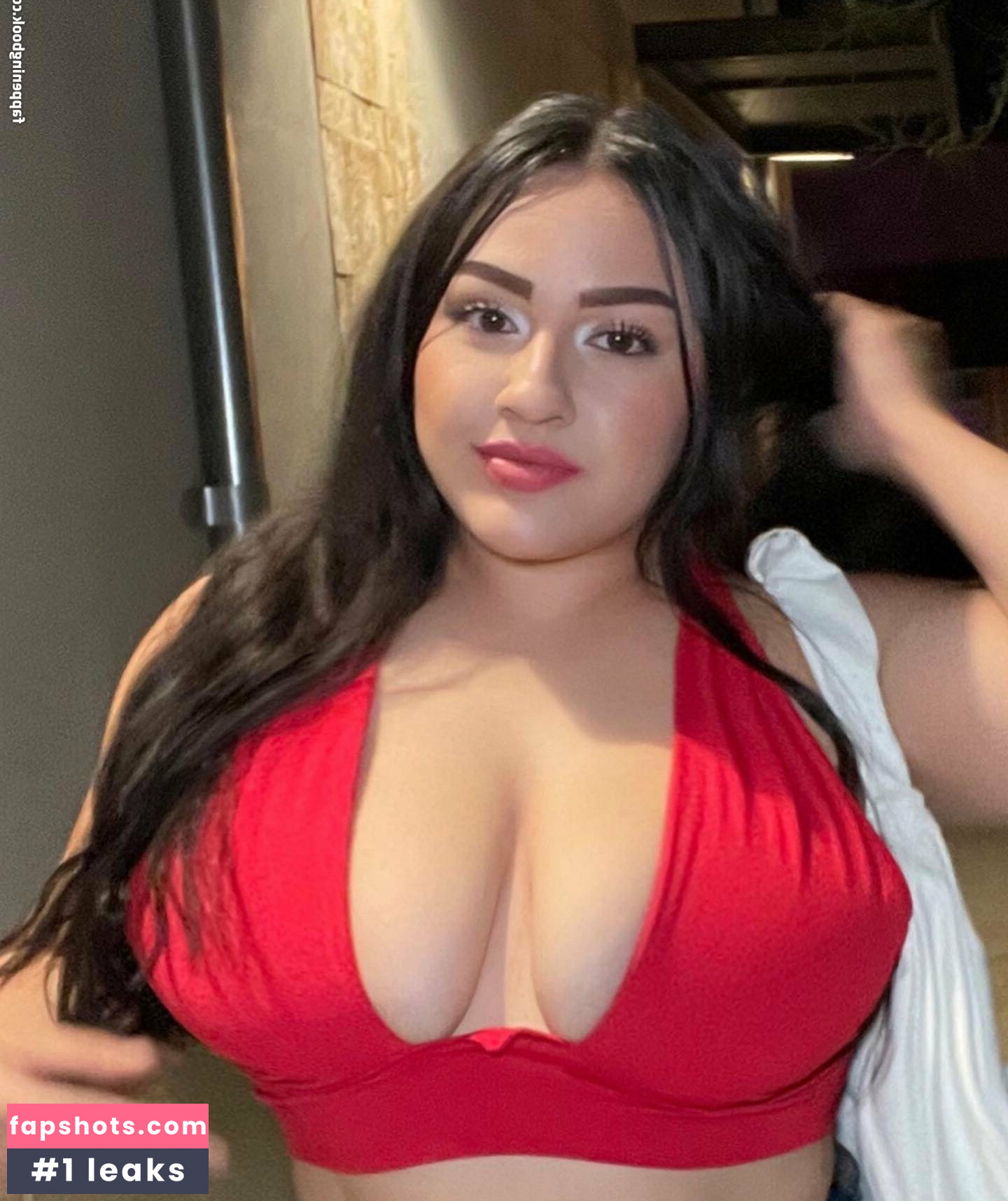 Yevanyberry gallery photo #16